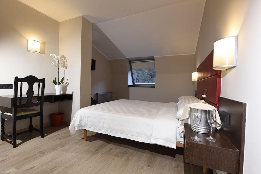 Hotel Palarine Erts Kültér fotó